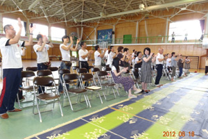 volunteer201208-07.jpg