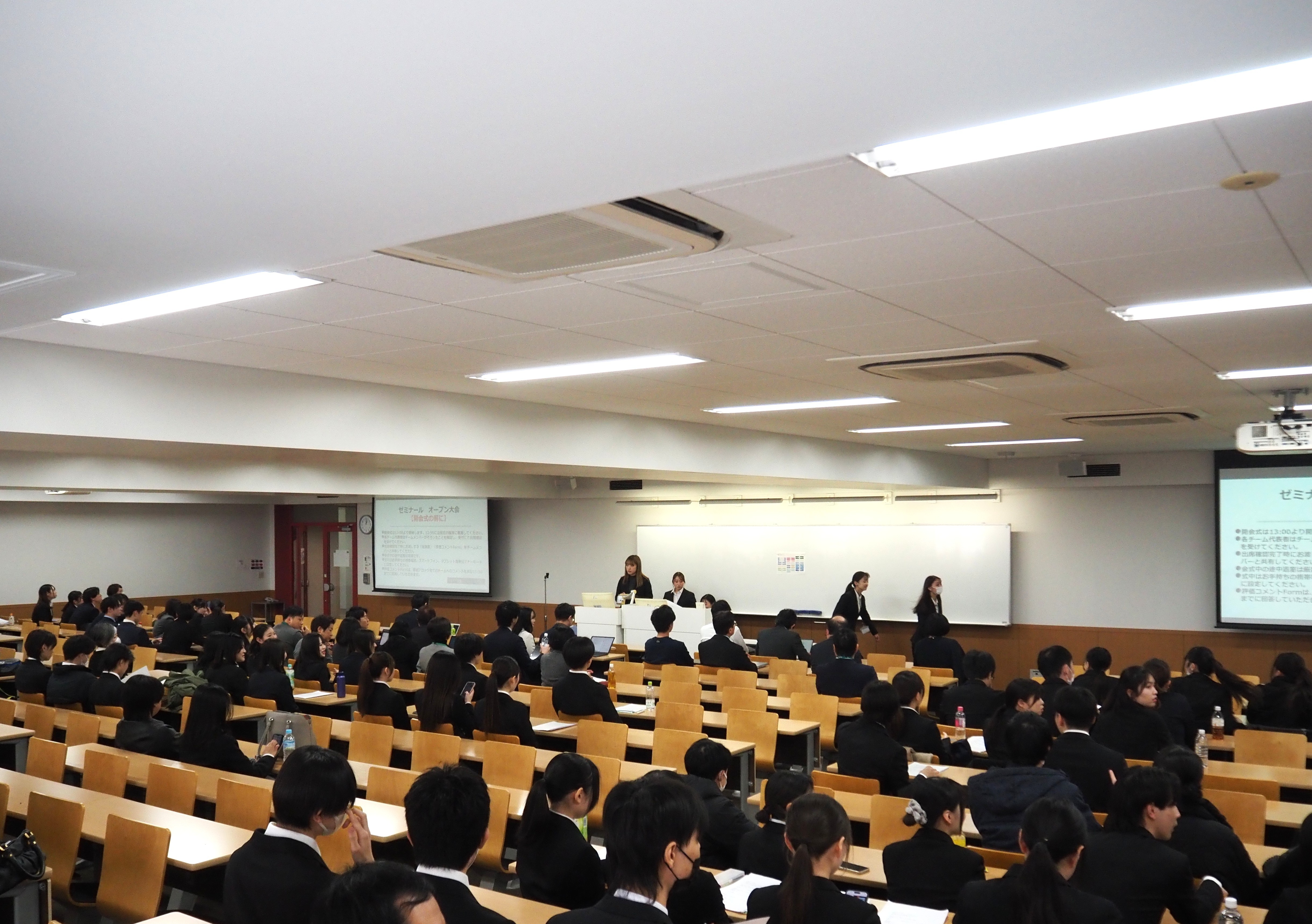 文京学院大学が主催するインカレ研究発表大会「第19回ゼミナールオープン大会」が2025年12月13日に開催されました